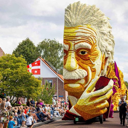 Live uitzending Bloemencorso
